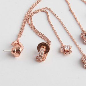 henri bendel Jewelry - Henri Bendel Flash Diamond Pendant Earrings henri bendel Jewelry - Henri Bendel Flash Diamond Pendant Earrings